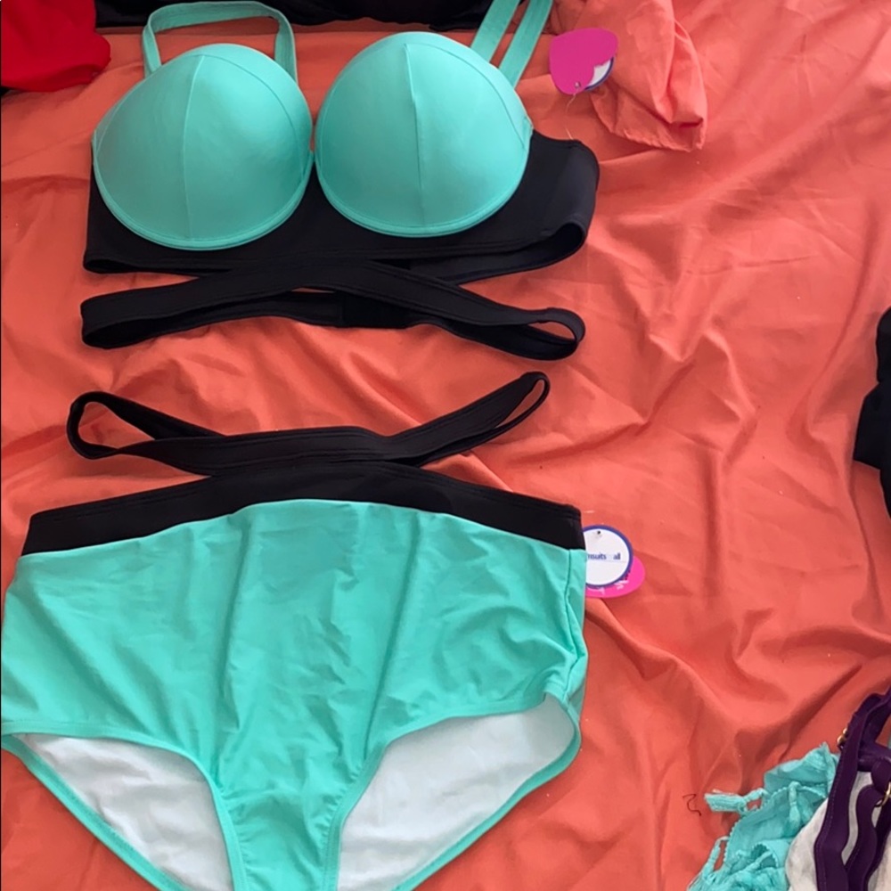 GabiFresh Swimsuits For All 2-piece